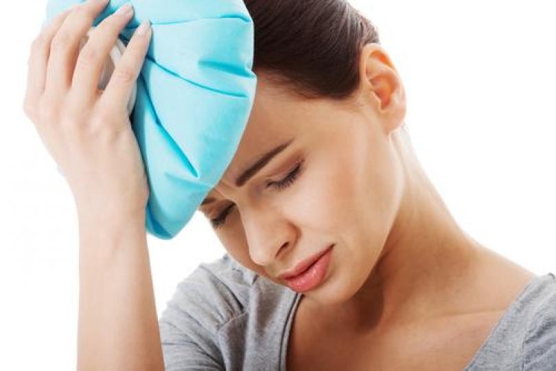Simple & Natural Ways To Soothe Your Painful Headaches