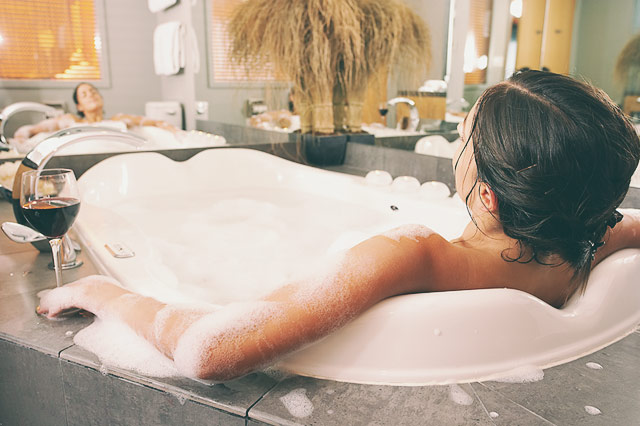 3 Reasons Why You Could Opt For a Bath Over a Shower