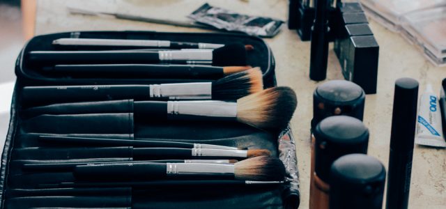 How to Clean And Disinfect Your Makeup Tools