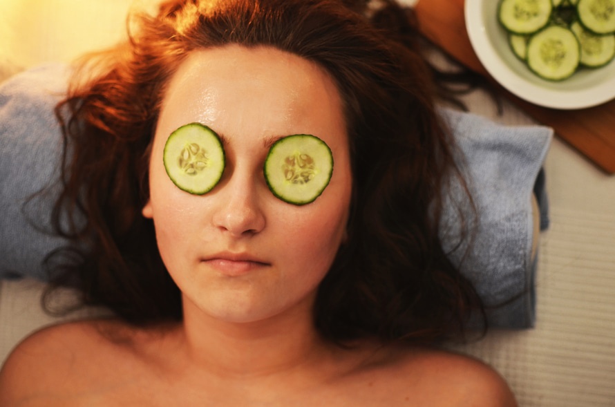 4 Natural Ways To Get Rid Of Dark Circles