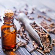 Use These Essential Oils To Relieve Your Asthma Pains