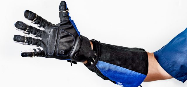 GM’s Roboglove Will Change the Deadlift Forever