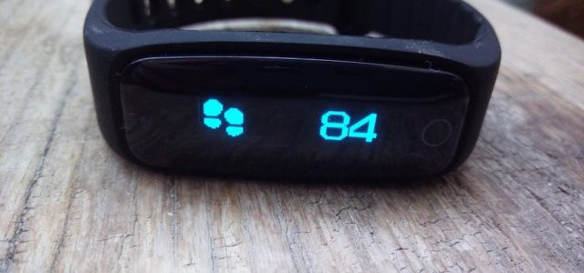 Got $20? Buy the Teclast H30 Fitness Wearable