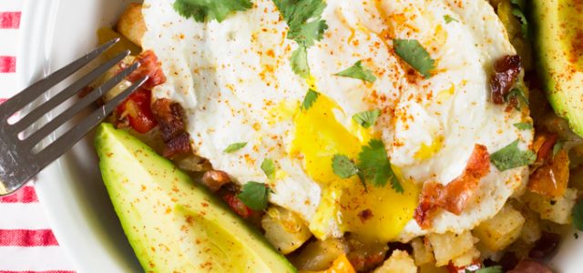 6 Paleo Bowls You’re Going To Love For Breakfast