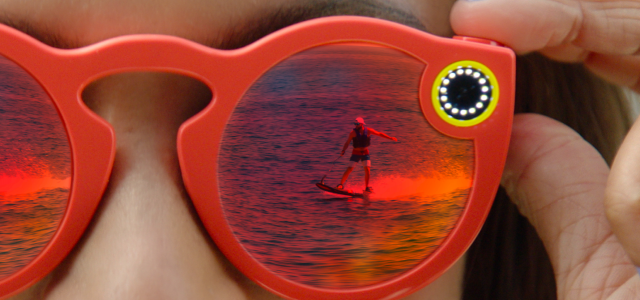 The New Eye-wearable from Snapchat Takes Pictures