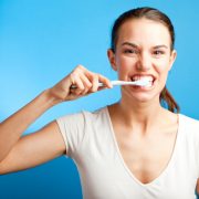 Dental Care: 5 Simple Things You Should Be Doing