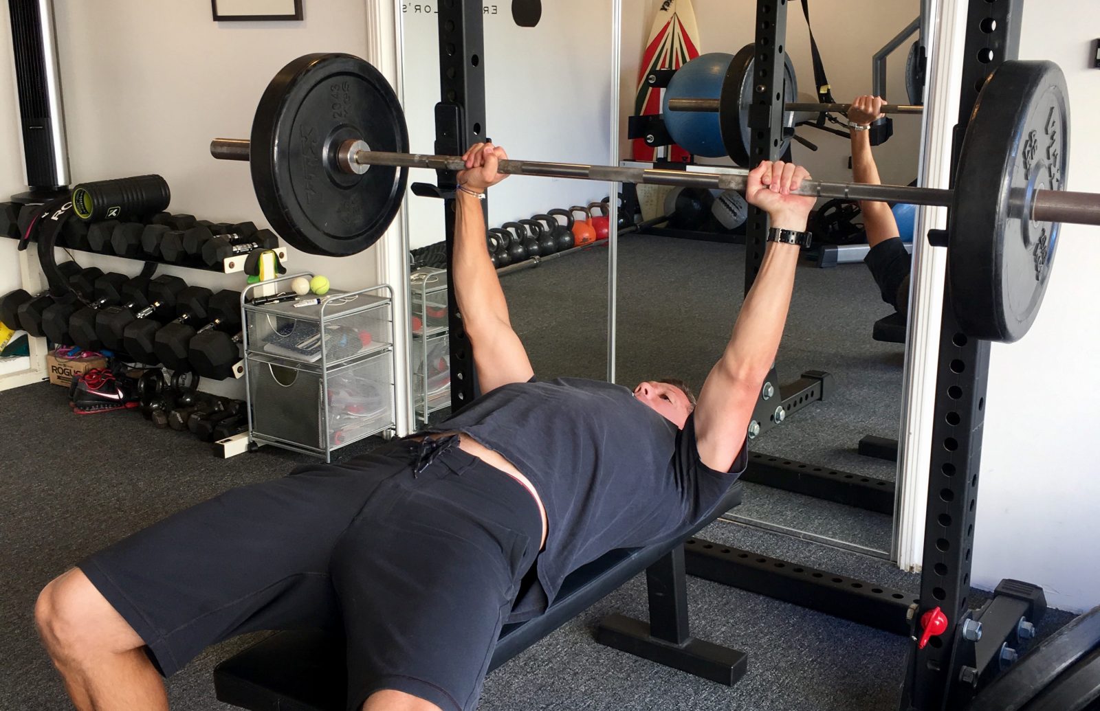 3 Technique Hacks To Improve Your Benchpress Right Now.